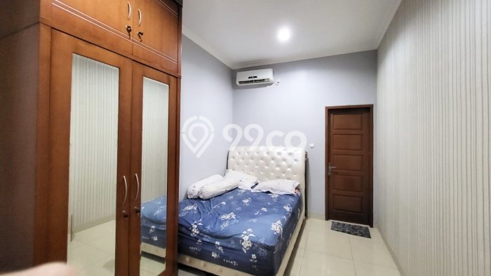 Hunian Mewah LB 250m2 Siap Huni Desain Elegan di Harjamukti, Depok Hunian Mewah LB 250m2 Siap Huni Desain Elegan di Harjamukti, Depok