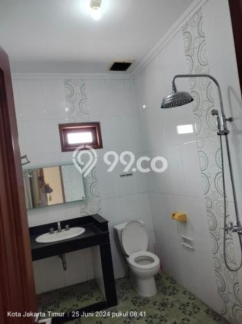 Dijual Rumah Premium dengan Fasilitas Sekitar Komplit di Ciracas, Jakarta Timur Dijual Rumah Premium dengan Fasilitas Sekitar Komplit di Ciracas, Jakarta Timur