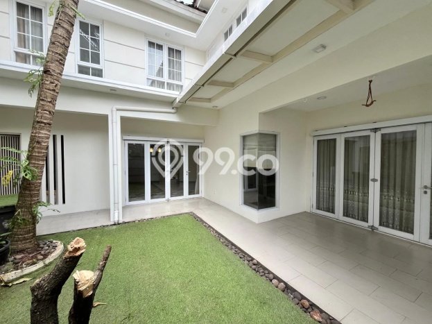 Rumah Elit Modern Siap Huni di Raffles Hills Jakarta Timur Rumah Elit Modern Siap Huni di Raffles Hills Jakarta Timur