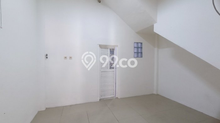 FOR SALE! Ruko di Cibinong Bogor, LT 63m2, LB 171m2 FOR SALE! Ruko di Cibinong Bogor, LT 63m2, LB 171m2
