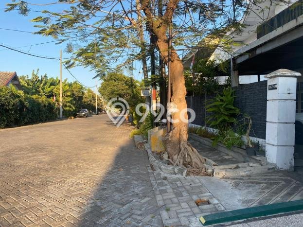 Rumah di Sukolilo, Surabaya, LT 453m2m² Bangunan 378m2m² Rumah di Sukolilo, Surabaya, LT 453m2m² Bangunan 378m2m²