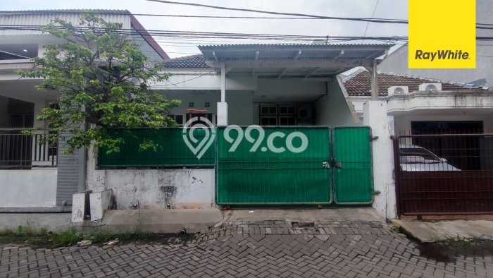 Dijual Rumah Strategis Bagus Punya 4 KT di Tambaksari Surabaya SHM Dijual Rumah Strategis Bagus Punya 4 KT di Tambaksari Surabaya SHM