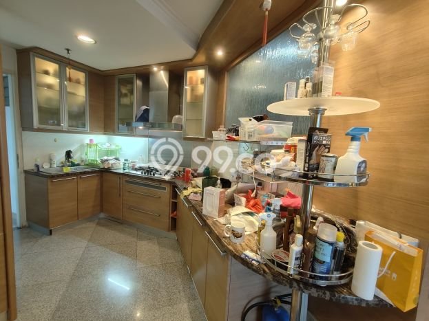 Hunian Apartemen High-Class untuk Dijual di Jakarta Utara dengan 5 BR & 4 Kamar Mandi Hunian Apartemen High-Class untuk Dijual di Jakarta Utara dengan 5 BR & 4 Kamar Mandi