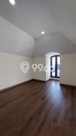 Rumah Elit Modern Tanpa Renovasi di Gading Serpong The Spring Tangerang Rumah Elit Modern Tanpa Renovasi di Gading Serpong The Spring Tangerang