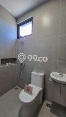 Rumah Modern 2 KT di BSD City Tangerang Semi Furnished Rumah Modern 2 KT di BSD City Tangerang Semi Furnished