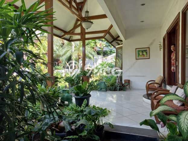 Ready to Use! Premium House LT 650m2 Desain Modern di Lebak Bulus Ready to Use! Premium House LT 650m2 Desain Modern di Lebak Bulus