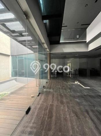 Rumah Mewah Dijual LT 318m2 di Kebayoran Baru, Jakarta Selatan Rumah Mewah Dijual LT 318m2 di Kebayoran Baru, Jakarta Selatan