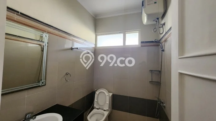 Rumah Luxury Modern Tanpa Renovasi di Gading Serpong Tangerang Rumah Luxury Modern Tanpa Renovasi di Gading Serpong Tangerang