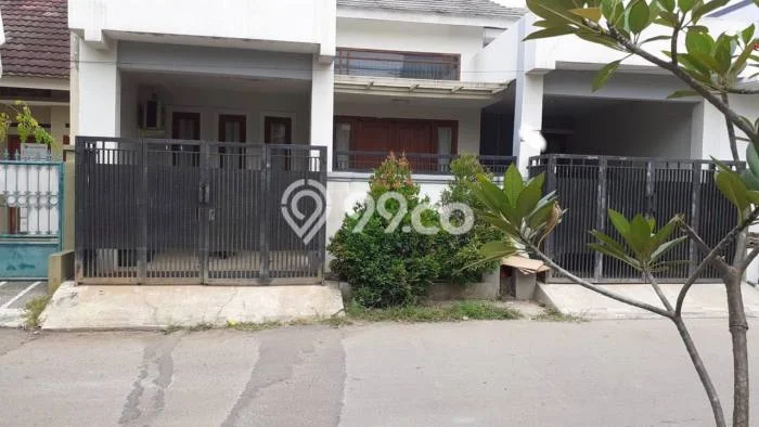 Rumah Modern 3 KT di Cikunir Bekasi Semi Furnished Rumah Modern 3 KT di Cikunir Bekasi Semi Furnished