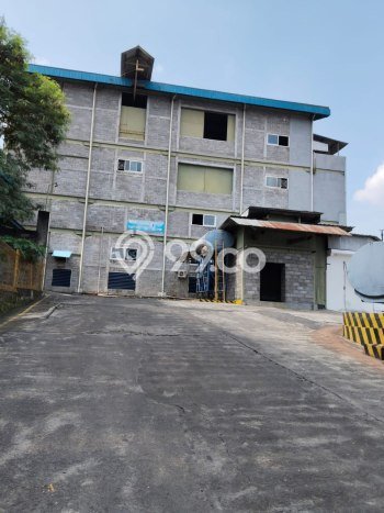 Area Ramai! Gudang Dijual di Gondangrejo untuk Bisnis Luas Bangunan 12494m2 Area Ramai! Gudang Dijual di Gondangrejo untuk Bisnis Luas Bangunan 12494m2