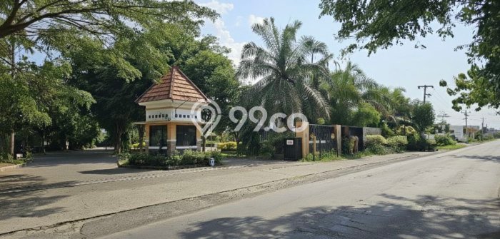 Area Ramai! Komersial Dijual di Colomadu untuk Bisnis Luas Bangunan 2650m2 Area Ramai! Komersial Dijual di Colomadu untuk Bisnis Luas Bangunan 2650m2