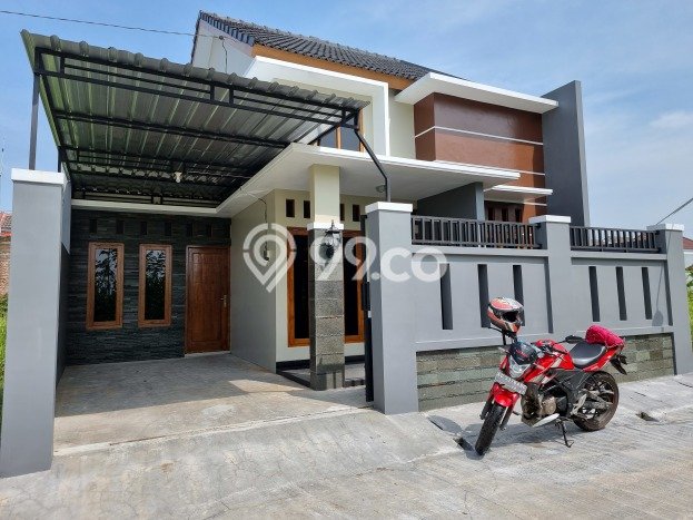 Rumah di Colomadu, Karanganyar, LT 103m² Bangunan 80m² Rumah di Colomadu, Karanganyar, LT 103m² Bangunan 80m²