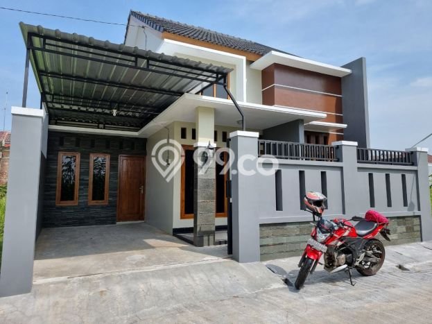 Rumah 2 KT 2 KM One Gate System di Colomadu, Karanganyar Rumah 2 KT 2 KM One Gate System di Colomadu, Karanganyar