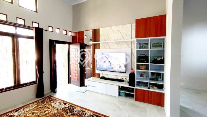 Rumah Minimalis 3 KT LT 180m2 di Gentan Rumah Minimalis 3 KT LT 180m2 di Gentan