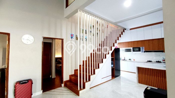 Rumah Minimalis 3 KT LT 180m2 di Gentan Rumah Minimalis 3 KT LT 180m2 di Gentan
