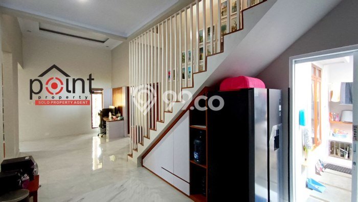 Rumah Minimalis 3 KT LT 180m2 di Gentan Rumah Minimalis 3 KT LT 180m2 di Gentan