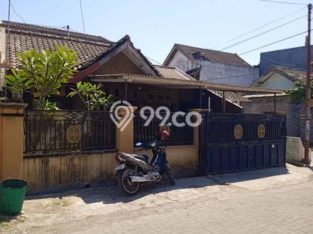 Rumah Terawat 2 KT 1 KM di Kawasan Komersial Colomadu, Karanganyar Rumah Terawat 2 KT 1 KM di Kawasan Komersial Colomadu, Karanganyar