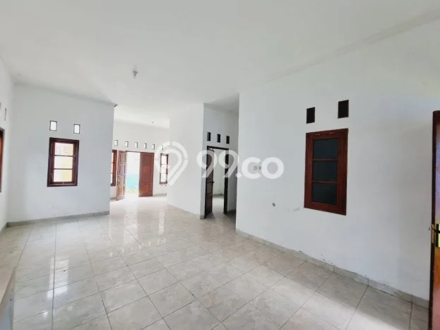 Rumah Modern Cantik 2 KT Bisa Langsung Pindah di Colomadu Rumah Modern Cantik 2 KT Bisa Langsung Pindah di Colomadu