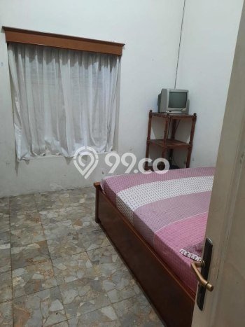 Dijual Cepat Rumah Favorit Siap Huni LB 200m2 di Pasar Kliwon, Solo Dijual Cepat Rumah Favorit Siap Huni LB 200m2 di Pasar Kliwon, Solo
