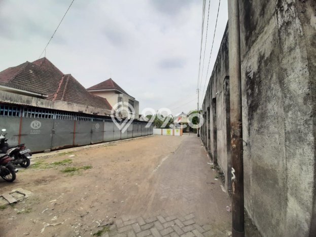 Tanah di Tegalrejo, Yogyakarta Luas 1660m2 Dijual Segera Tanah di Tegalrejo, Yogyakarta Luas 1660m2 Dijual Segera