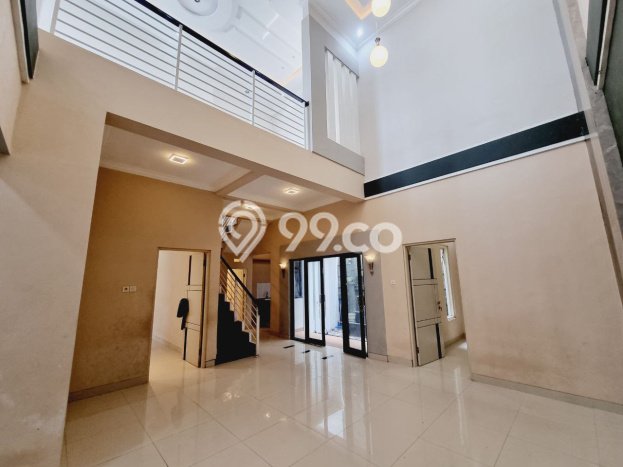 Dijual Rumah Premium dengan Fasilitas Sekitar Lengkap di Banjarsari, Solo Dijual Rumah Premium dengan Fasilitas Sekitar Lengkap di Banjarsari, Solo