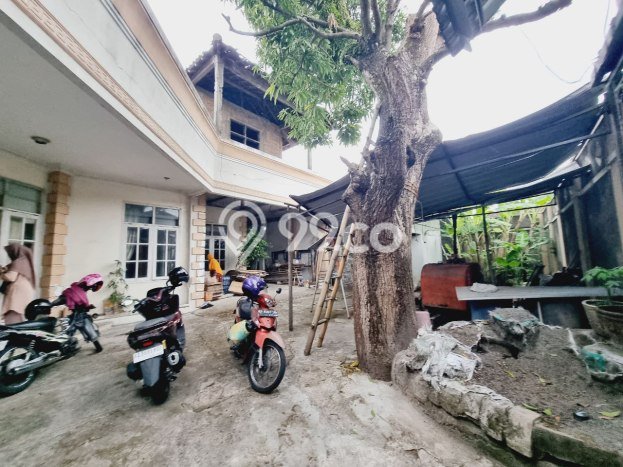 Best Deal Hunian Mewah Ideal dan Luas di Laweyan, Solo Best Deal Hunian Mewah Ideal dan Luas di Laweyan, Solo