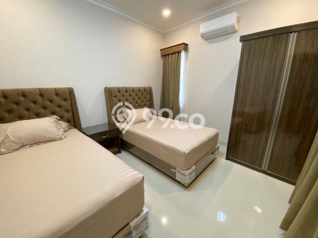 Rumah Eksklusif Siap Huni LT 372m2 di Laweyan, Surakarta Rumah Eksklusif Siap Huni LT 372m2 di Laweyan, Surakarta