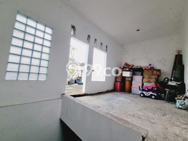 Rumah Modern Minimalis 6 Kamar Siap Huni di Gatak Rumah Modern Minimalis 6 Kamar Siap Huni di Gatak