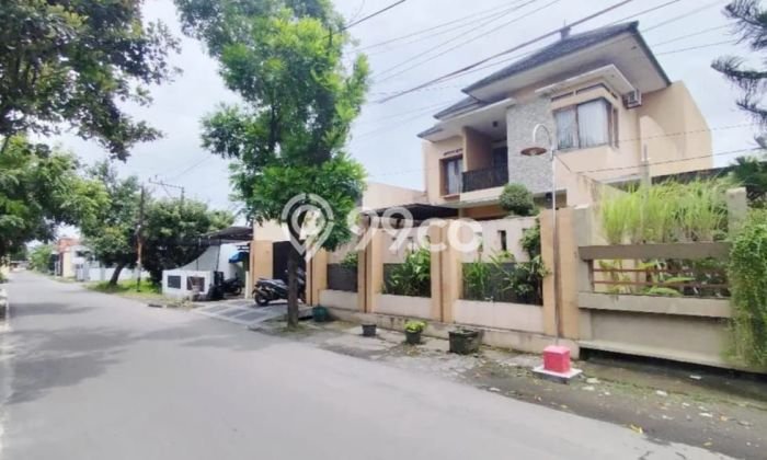 Dijual Rumah Strategis Bagus Punya 4 KT di Colomadu Karanganyar SHM Dijual Rumah Strategis Bagus Punya 4 KT di Colomadu Karanganyar SHM