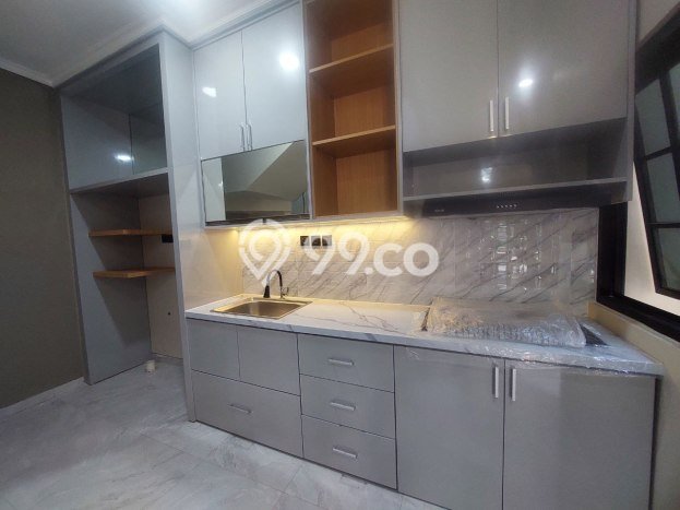 Dijual Rumah 3 Kamar Lokasi Ideal Bagus dan Strategis di Kartasura Dijual Rumah 3 Kamar Lokasi Ideal Bagus dan Strategis di Kartasura