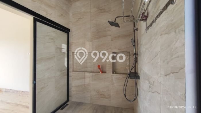 Rumah Strategis Minimalis Lb 180m2 di Colomadu, Karanganyar Rumah Strategis Minimalis Lb 180m2 di Colomadu, Karanganyar