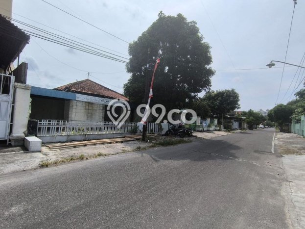 Tanah Kosong Dijual di Solo dengan Area 340m2 Tanah Kosong Dijual di Solo dengan Area 340m2