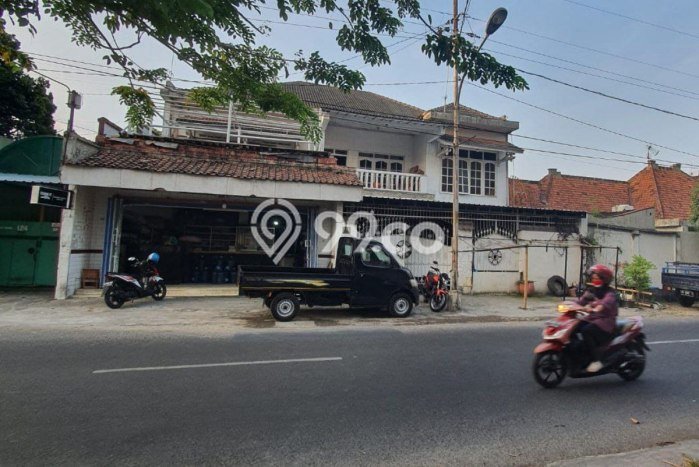 Siap Huni Hunian Elit 4 Kamar di Laweyan Dekat ke Mana Pun Siap Huni Hunian Elit 4 Kamar di Laweyan Dekat ke Mana Pun