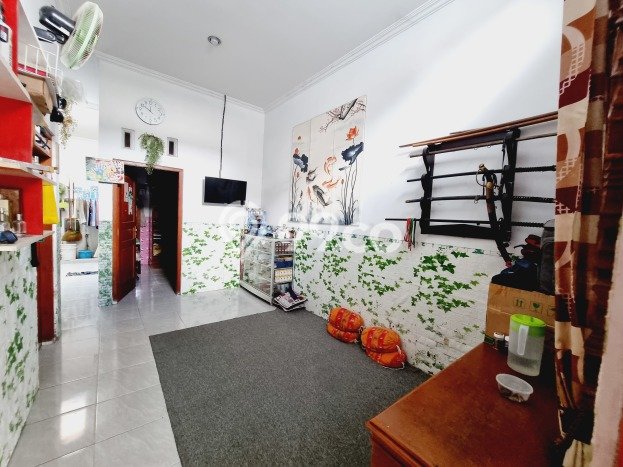 Rumah Modern Minimalis 6 Kamar Siap Huni di Gatak Rumah Modern Minimalis 6 Kamar Siap Huni di Gatak