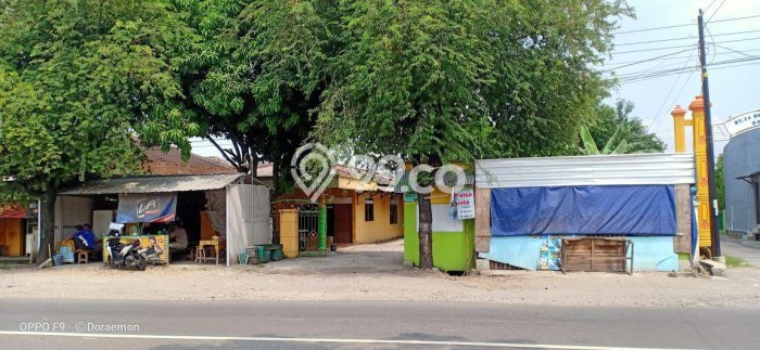 Rumah Lokasi Strategis area Sidoharjo, Sragen, Luas 990m² Bangunan 800m² Rumah Lokasi Strategis area Sidoharjo, Sragen, Luas 990m² Bangunan 800m²
