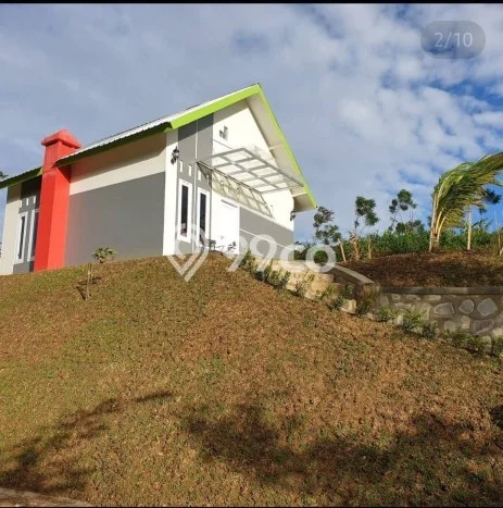 Dijual! Vila di Jenawi, Luas 3900m2m², Lokasi Premium Dijual! Vila di Jenawi, Luas 3900m2m², Lokasi Premium