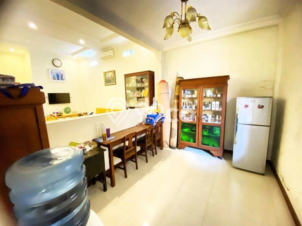 Rumah Kualitas Premium 3 Kamar Tidur Lokasi Prestisius di Kawasan Prospektif Banjarsari, Surakarta Rumah Kualitas Premium 3 Kamar Tidur Lokasi Prestisius di Kawasan Prospektif Banjarsari, Surakarta