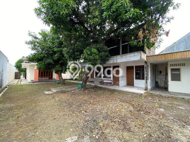 Dijual Hunian Mewah dengan Fasilitas Sekitar Lengkap di Laweyan, Surakarta Dijual Hunian Mewah dengan Fasilitas Sekitar Lengkap di Laweyan, Surakarta