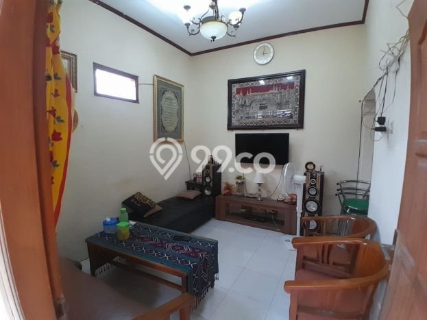 KESEMPATAN EMAS! Rumah di Colomadu, Karanganyar, Luas 382m² LB 110m² KESEMPATAN EMAS! Rumah di Colomadu, Karanganyar, Luas 382m² LB 110m²