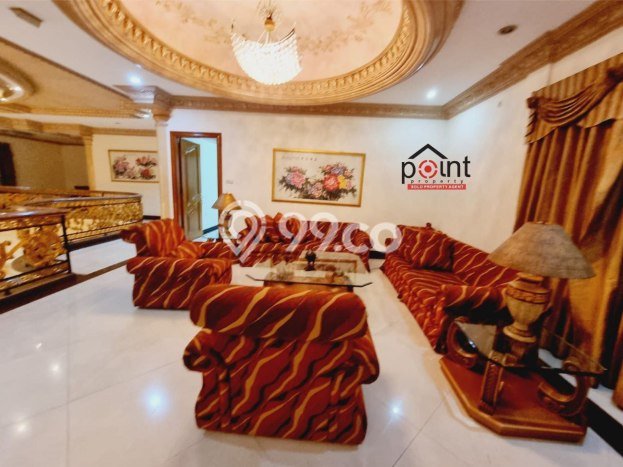 Rumah Elit Modern Siap Huni di Solo Baru Surakarta Rumah Elit Modern Siap Huni di Solo Baru Surakarta