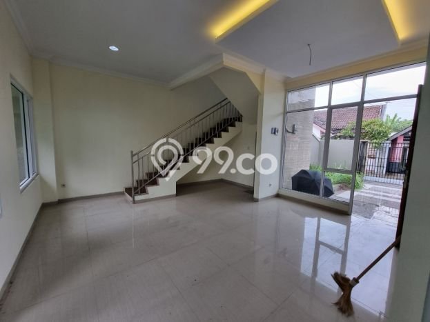 Rumah Strategis Minimalis Lb 130m2 di Colomadu, Karanganyar Rumah Strategis Minimalis Lb 130m2 di Colomadu, Karanganyar