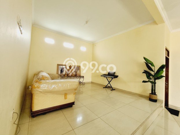Dijual Rumah Premium dengan Fasilitas Sekitar Lengkap di Laweyan, Surakarta Dijual Rumah Premium dengan Fasilitas Sekitar Lengkap di Laweyan, Surakarta