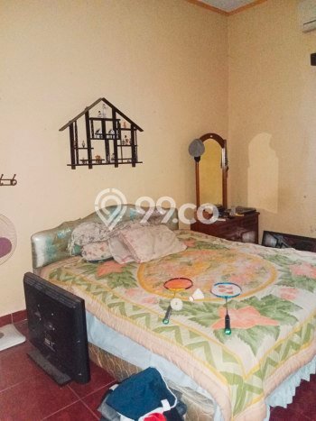 Rumah Strategis Modern Lb 200m2 di Laweyan, Surakarta Rumah Strategis Modern Lb 200m2 di Laweyan, Surakarta