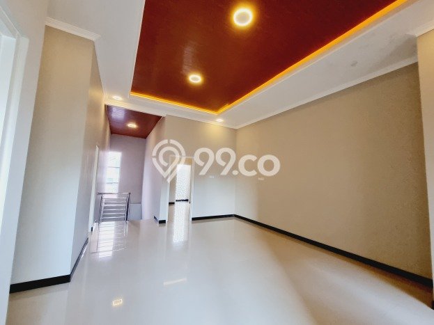 Rumah LT 300m² di Banjarsari, Surakarta - Lokasi Strategis Rumah LT 300m² di Banjarsari, Surakarta - Lokasi Strategis