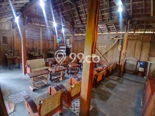Komersial Disewa di Ngargoyoso, Karanganyar, LT 900m2 / LB 250m2 Komersial Disewa di Ngargoyoso, Karanganyar, LT 900m2 / LB 250m2