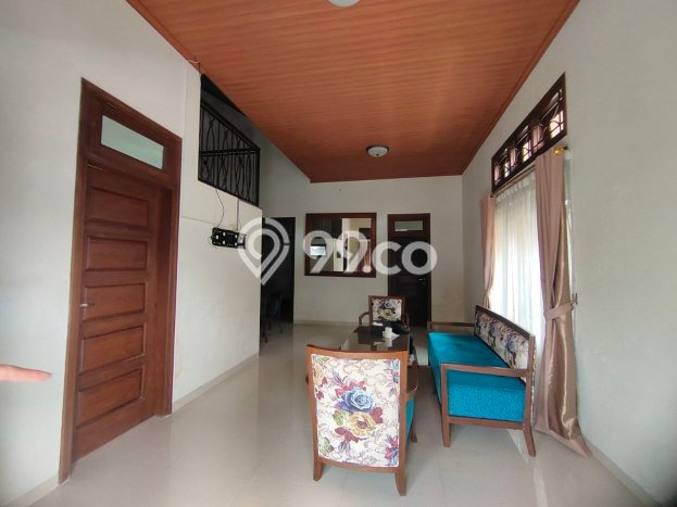 For Sale Rumah Mewah Exclusive di Pasar Kliwon, Surakarta For Sale Rumah Mewah Exclusive di Pasar Kliwon, Surakarta