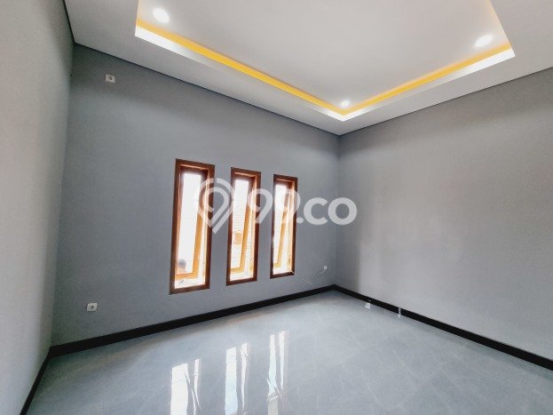 Rumah 3 KT 3 KM LT 86m2m², LB 150m2m² di , Surakarta Rumah 3 KT 3 KM LT 86m2m², LB 150m2m² di , Surakarta