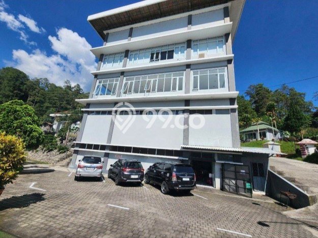 Hotel Kawasan Strategis di Tawangmangu, Luas 10000m2m², Jalan Utama Hotel Kawasan Strategis di Tawangmangu, Luas 10000m2m², Jalan Utama