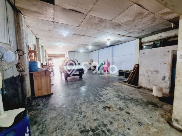 Lokasi Strategis! Dijual Gudang Bisnis di Jebres, Surakarta Kondisi Baik Lokasi Strategis! Dijual Gudang Bisnis di Jebres, Surakarta Kondisi Baik