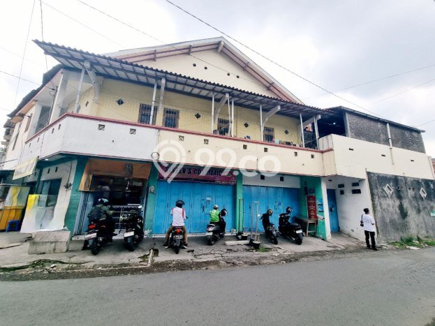 FOR SALE Kost 12 Kamar, 3 Kamar Mandi di Kartasura, Sukoharjo, Luas 350m2 FOR SALE Kost 12 Kamar, 3 Kamar Mandi di Kartasura, Sukoharjo, Luas 350m2